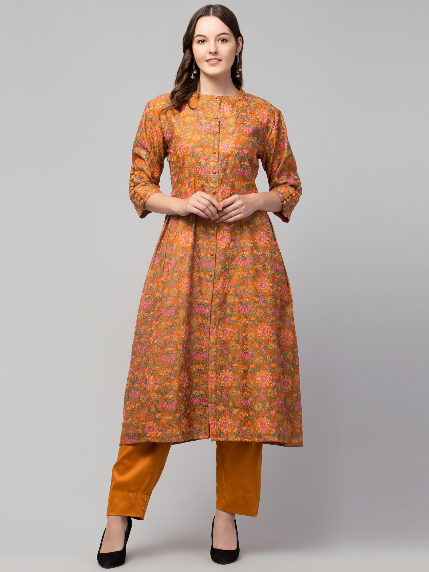Kurta embroidered floral print with solid pant